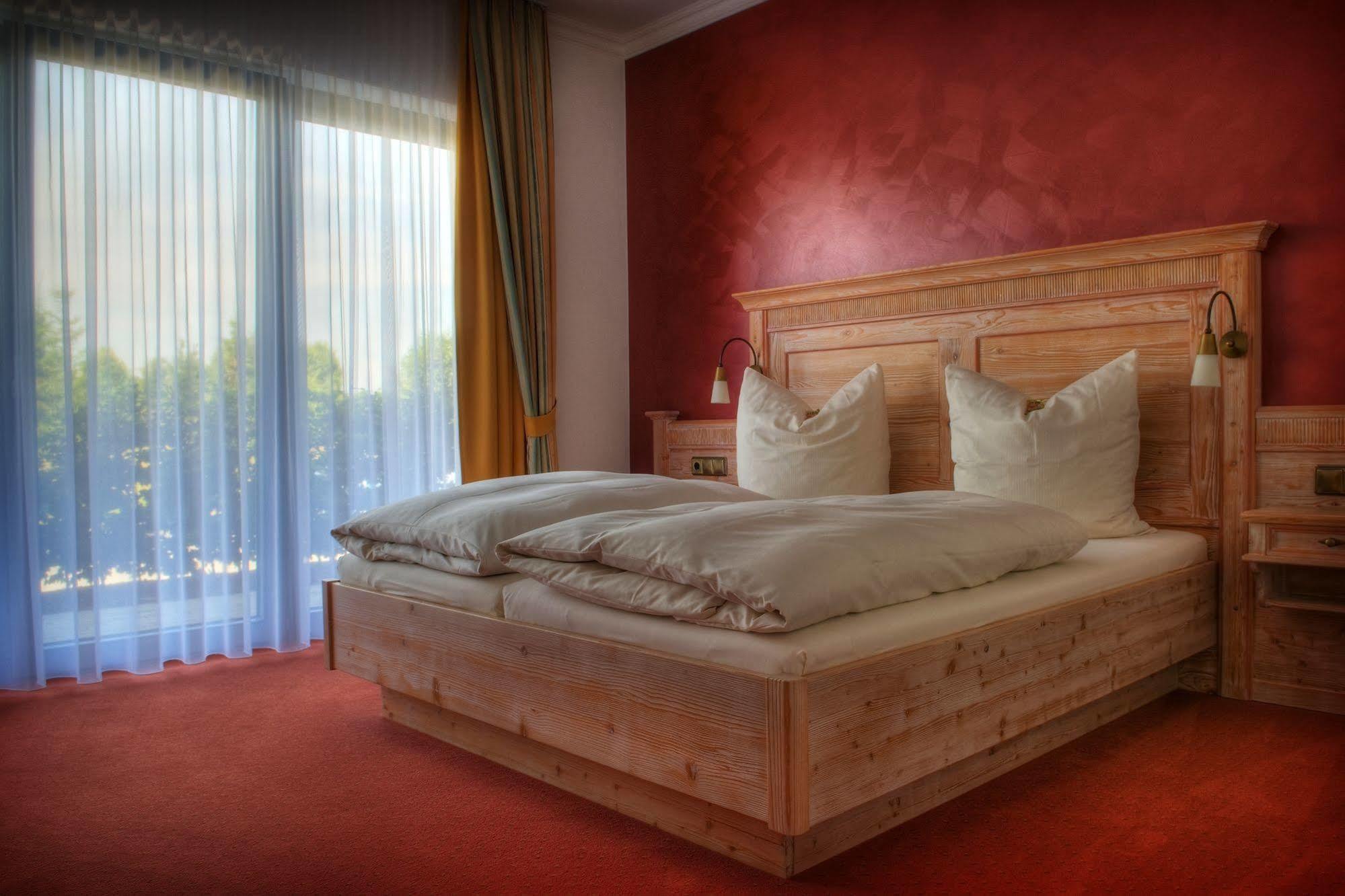 Hotel Till-Moyland Garni Εξωτερικό φωτογραφία