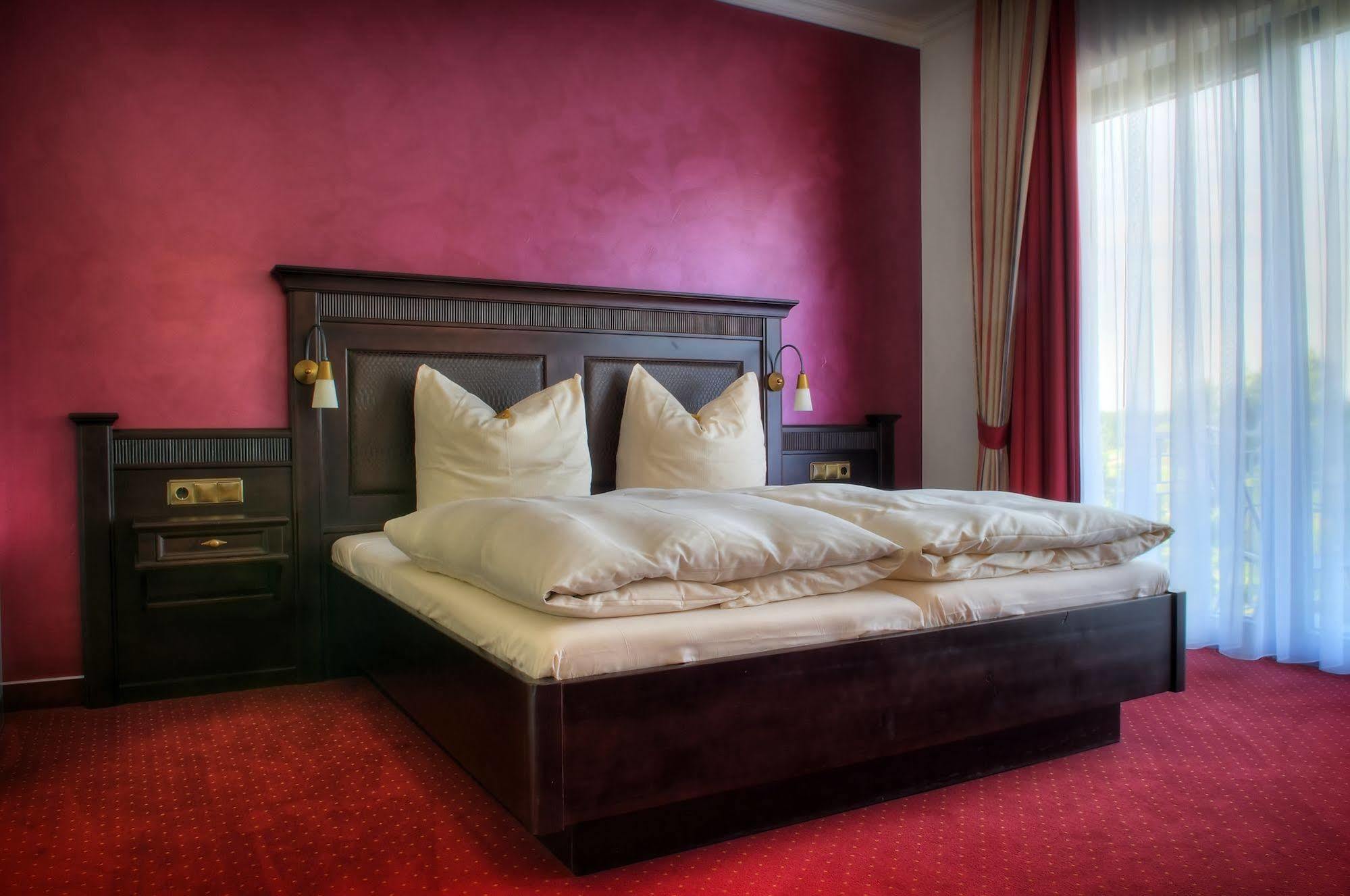 Hotel Till-Moyland Garni Εξωτερικό φωτογραφία
